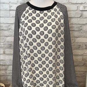 Ann Taylor LIFT Floral Patterned / squares Long Sleeve Top poly large
